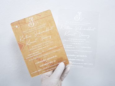 พิมพ์การ์ดแต่งงานอะคริลิคสีใส Acrylic Wedding Card