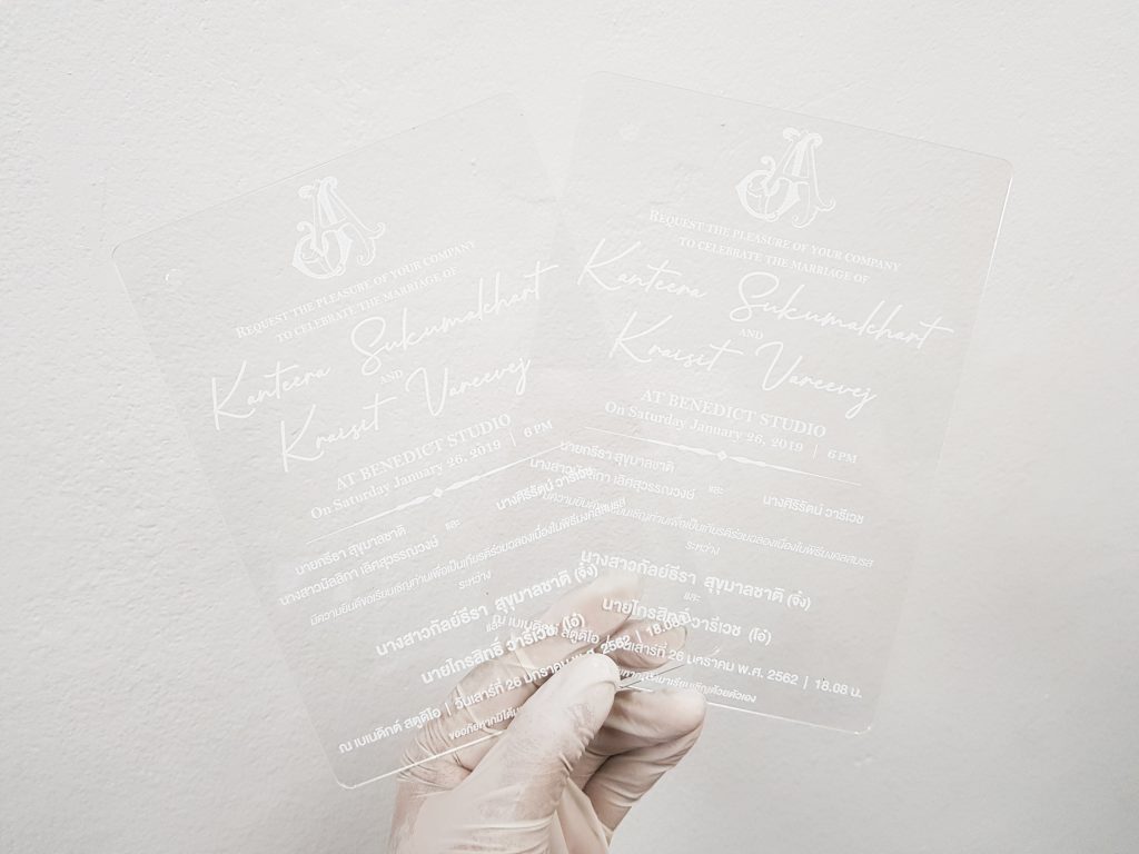 พิมพ์การ์ดแต่งงานอะคริลิคสีใส Acrylic Wedding Card