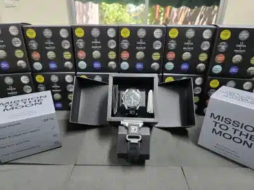 พิมพ์ UV โลโก้ Fuji บนสายนาฬิกา Omega x Swatch โดย thaiuvprint